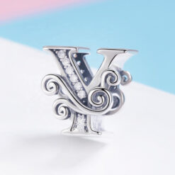 Alternative view of Letter Y Initial Alphabet Charm